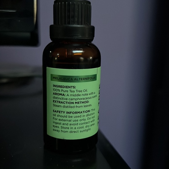 Maple Holistics Tea Tree 100% pure essential oil used twice 1 fl ounce - Picture 2 of 5